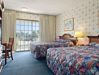 Travelodge by Wyndham Bakersfield Rom bilde